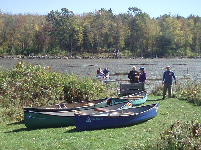 Canoe Rides at Hey Day